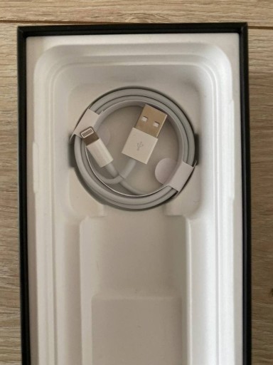 Zdjęcie oferty: APPLE Kabel USB - Lightning 1m do iphone 5-13