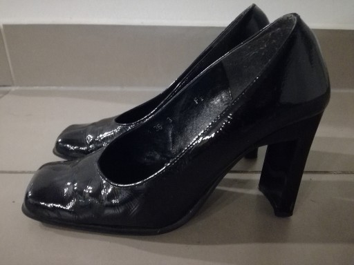 Zdjęcie oferty: Buty Czółenka szpilki damskie r.37