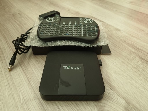 Zdjęcie oferty: TVBox TX3 mini Android 7 + klawiatura z touchpadem