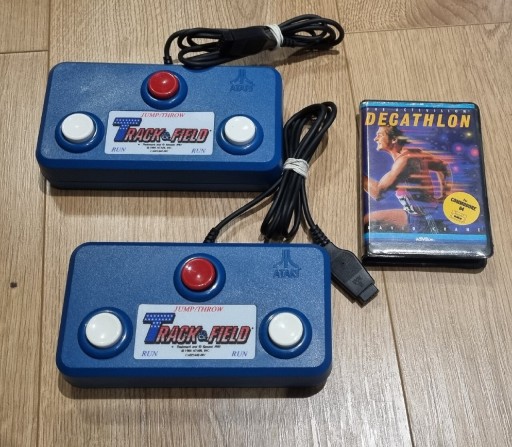 Zdjęcie oferty:  Joystick Atari Track&Field + Decathlon commodore