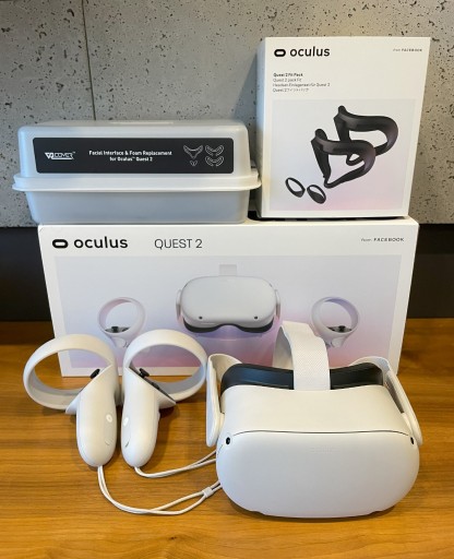 Zdjęcie oferty: Oculus Quest 2 64GB + Oculus 2 Fit Pack + VR Cover