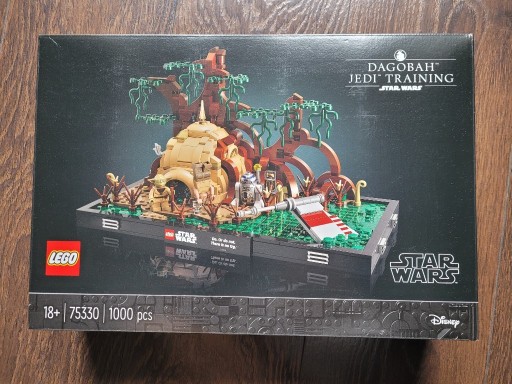 Zdjęcie oferty: LEGO Star Wars 75330 Diorama: Szkolenie Jedi NOWE