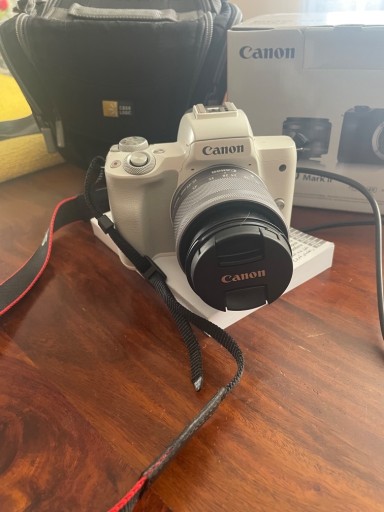 Zdjęcie oferty: Aparat fotograficzny Canon M 50 EOS