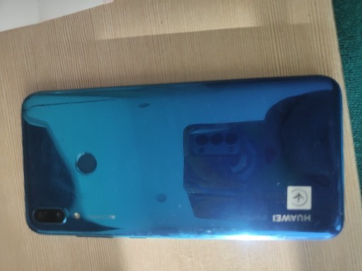 Zdjęcie oferty: Telefon Huawei y7 