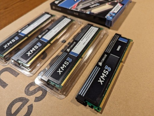 Zdjęcie oferty: RAM DDR3 Corsair 16GB (4x4GB) 1600Mhz CL9 9-9-9-24