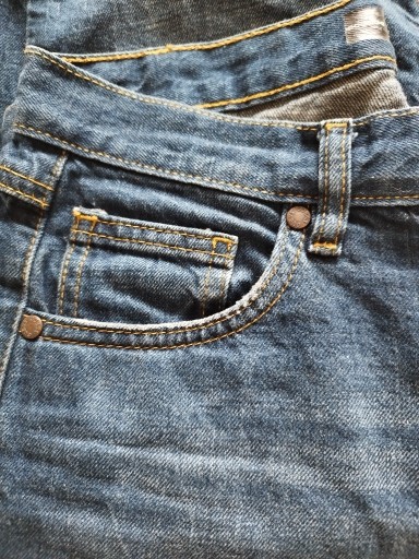 Zdjęcie oferty: GUESS Szorty jeansowe chłopięce