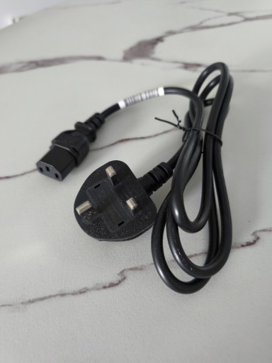 Zdjęcie oferty: Kabel elektryczny 3-żyłowy o długości 1,5 metra z brytyjskim wtykiem BS13