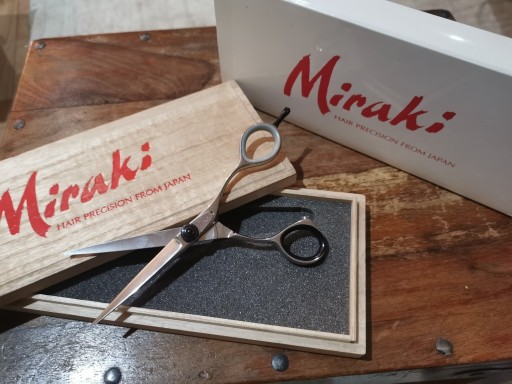 Zdjęcie oferty: Miraki 5.5 "Kryształowe przesunięcie ciekłokrystal