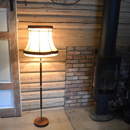Zdjęcie oferty: Zabytkowa lampa stojąca z czasów PRLu