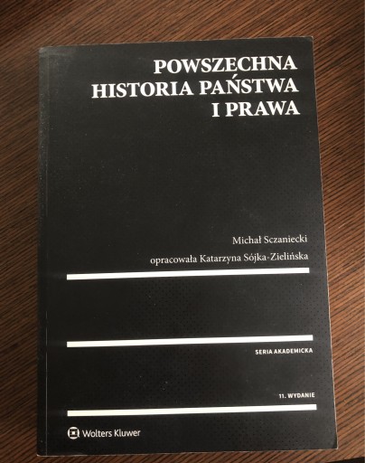 Zdjęcie oferty: Powszechna historia państwa i prawa. 