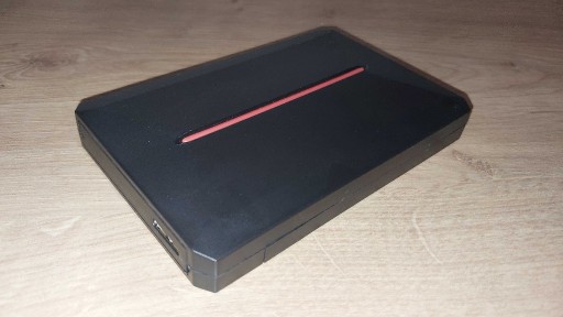 Zdjęcie oferty: Dysk 500 GB z grami retro - konsole do gier 3D / System Launchbox + etui