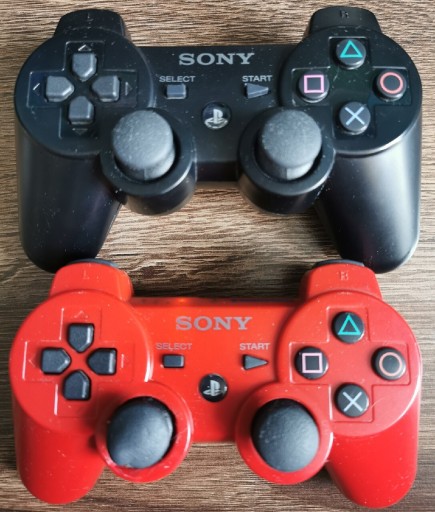 Zdjęcie oferty: 2x Pad/Kontroler Sony PS3. Uszkodzone. 