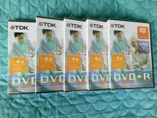 Zdjęcie oferty: TDK DVD+R  4,7 GB  zapis x1-4 !!!  NOWA UNIKAT BOX