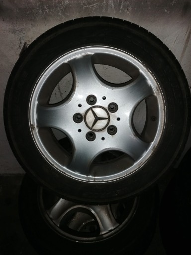 Zdjęcie oferty: Felgi aluminiowe z oponami Mercedes W 168 kpl