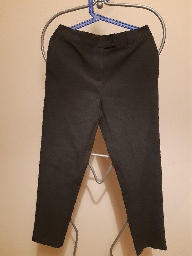 Zdjęcie oferty: spodnie garniturowe chłopięce marks&spencer