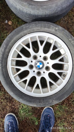 Zdjęcie oferty: Felgi aluminiowe bmw e46 e36 16 cali zimowe opony 