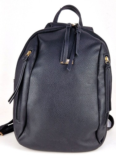 Zdjęcie oferty: Czarny plecak damski ekoskóra lekki pojemny PETERSON bardzo dobry stan