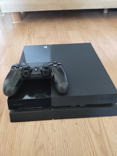 Zdjęcie oferty: PS4 UŻYWANY 2x PAD