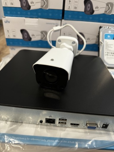 Zdjęcie oferty: Zestaw monitoringu 8 kamery IP 4mpix nowy FVAT