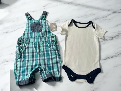 Zdjęcie oferty: Komplet niemowlęcy chłopięcy TU 9-12 miesięcy 74-80 cm body + ogrodniczki