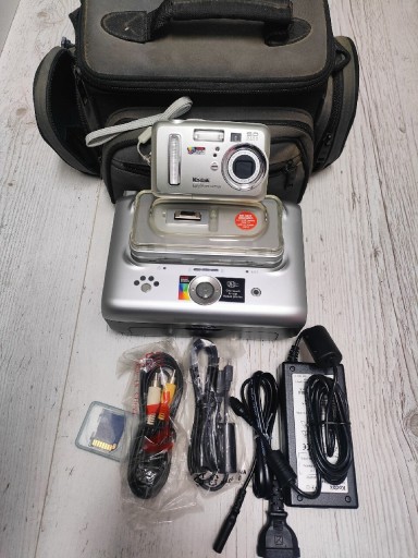 Zdjęcie oferty: Kodak Easy Share drukarka series 3+ aparat CX7525