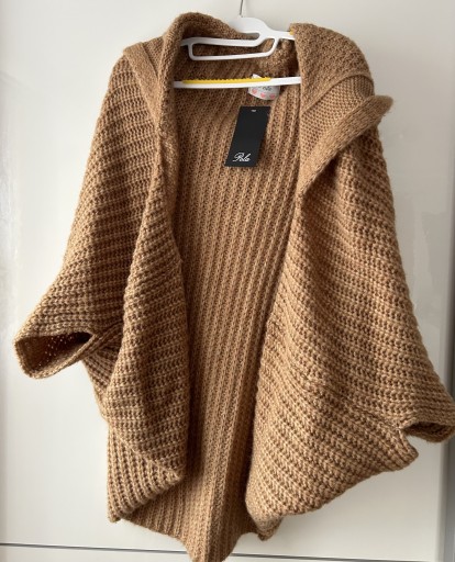 Zdjęcie oferty: Nowy ciepły gruby sweterek narzutka brązowa damska