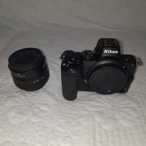 Zdjęcie oferty: Nowy Nikon z5 korpus + obiektyw 24-50mm czarny