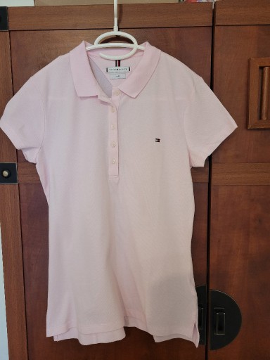 Zdjęcie oferty: Wąska koszulka polo tommy hilfiger, kolor różowy