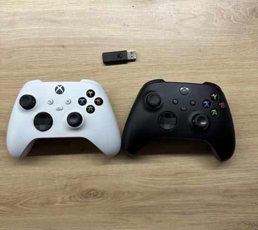 Zdjęcie oferty: Zestaw 2x Pad Xbox Series S/X + wireless adapter PC XBOX