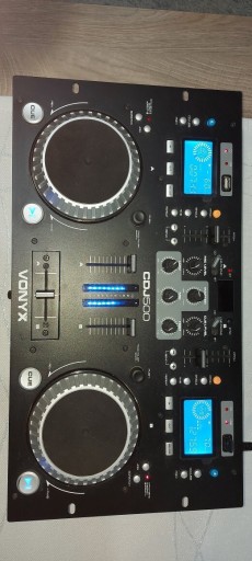 Zdjęcie oferty: Mixer ze wzmacniaczem 2 ×100W Vonyx CDJ500