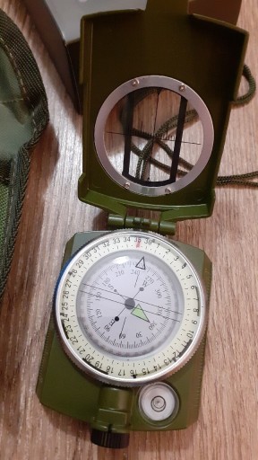 Zdjęcie oferty: Kompas Badger Outdoor Prisma Military