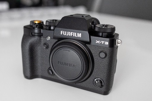 Zdjęcie oferty: Fujifilm X-T3 body Jak Nowy