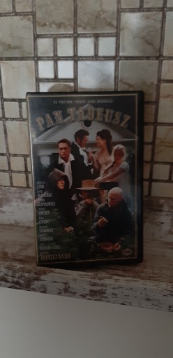 Zdjęcie oferty: Kasety wideo vhs . Pan Tadeusz    VHS.  Bdb stan 