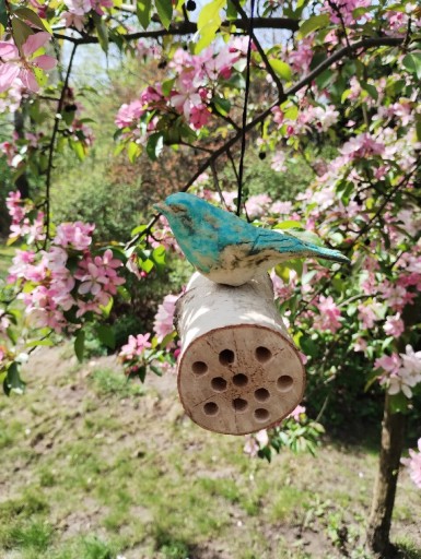 Zdjęcie oferty: Domek dla owadów z ceramicznym ptaszkiem