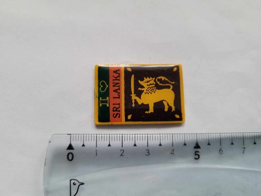 Zdjęcie oferty: Magnes na lodówkę - 414a. SRI LANKA Metalowa flaga