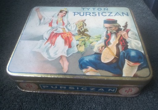 Zdjęcie oferty: Przedwojenne pudełko metalowe na tytoń Pursiczan