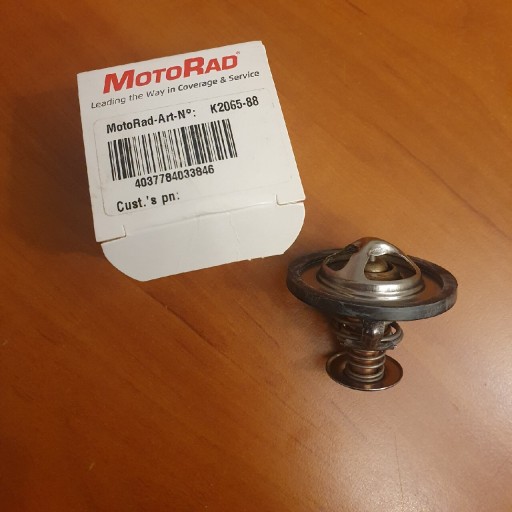 Zdjęcie oferty: Termostat Saab 95 2.3 Motorad K2065-88