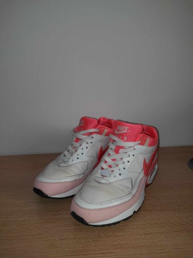 Zdjęcie oferty: Buty Nike, biało różowe