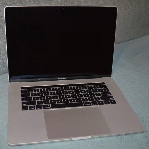 Zdjęcie oferty: Laptop Apple MacBook Pro A1707 15,4” i7 16/512 SSD