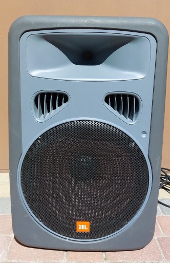 Zdjęcie oferty: głośnik estradowy JBL sprawny 140 W