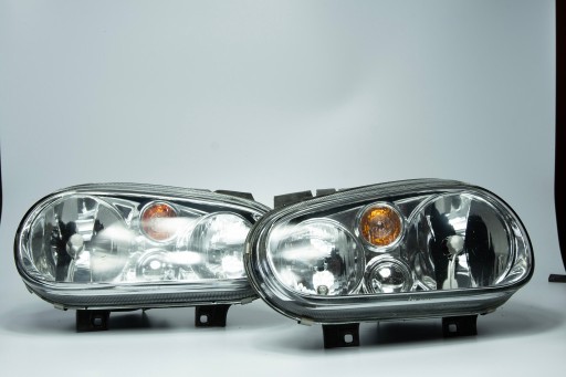 Zdjęcie oferty: PRZEDNIE LAMPY VW GOLF IV DEPO CHROM