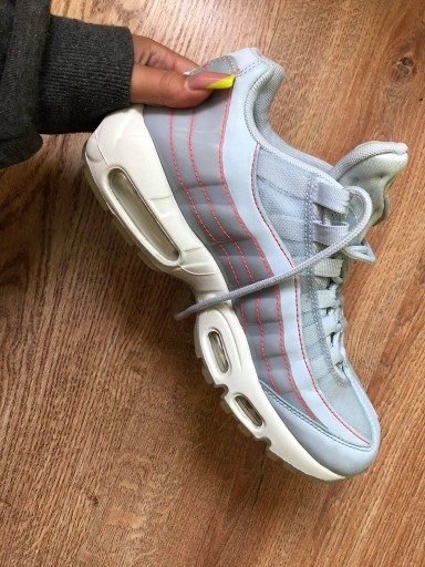 Zdjęcie oferty: Buty Nike Air 95 