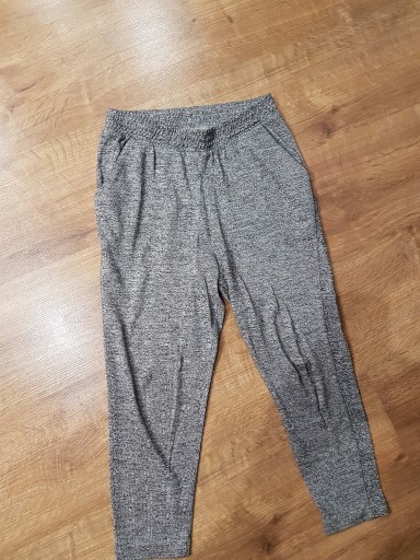 Zdjęcie oferty: H&M spodnie pumpy melanż 10-11/146