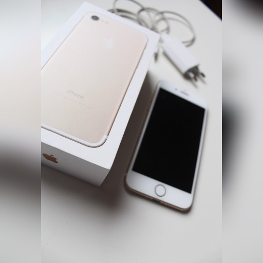 Zdjęcie oferty: IPhone 7 Gold 32 GB 