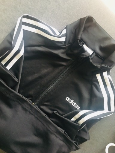 Zdjęcie oferty: Bluza Adidas nowa bez metki XS/S