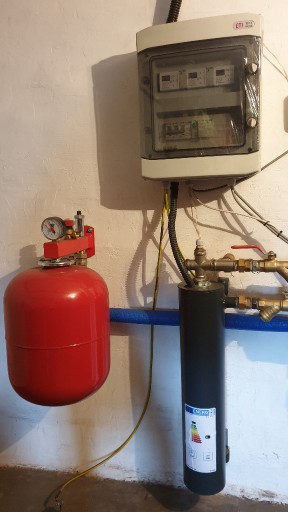 Zdjęcie oferty: Ogrzewanie elektryczne 5KW,230V c.o i c.w PROMOCJA