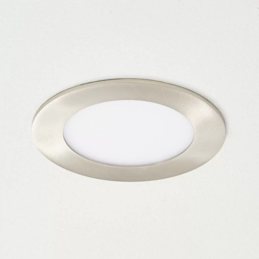 Zdjęcie oferty: Lampa Led Oprawa wpuszczana RGB Smart 10,5W Eglo