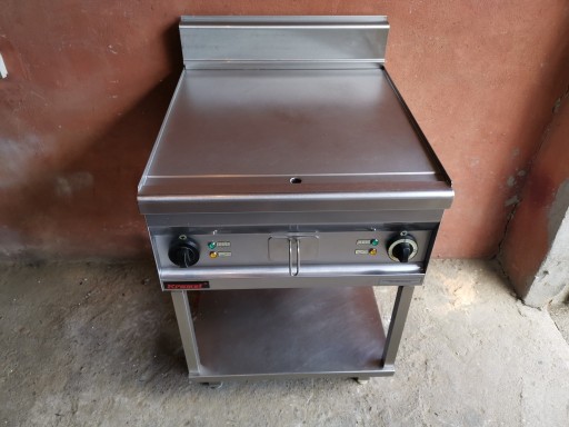 Zdjęcie oferty: GRILL ELEKTRYCZNY KROMET PŁYTA GRILLOWA GRIL 400V