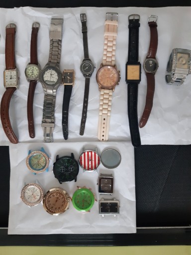 Zdjęcie oferty: Mnóstwo zegarków sprawnych,niesprawnych itp.