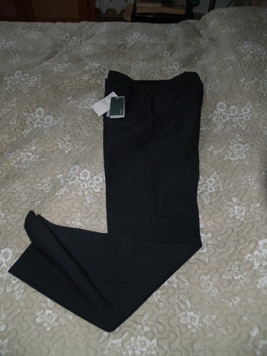 Zdjęcie oferty: Spodnie garniturowe Mexx ze stretchem ,rozmiar-46